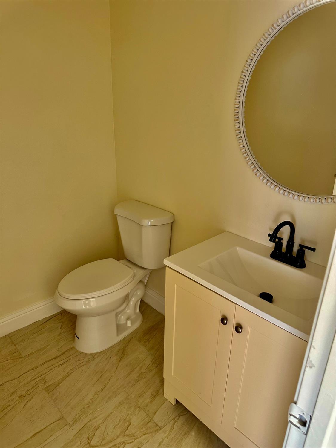 Stockton, California, 95206, United States, 3 Bedrooms Bedrooms, ,3 BathroomsBathrooms,Residential,For Sale,1889738