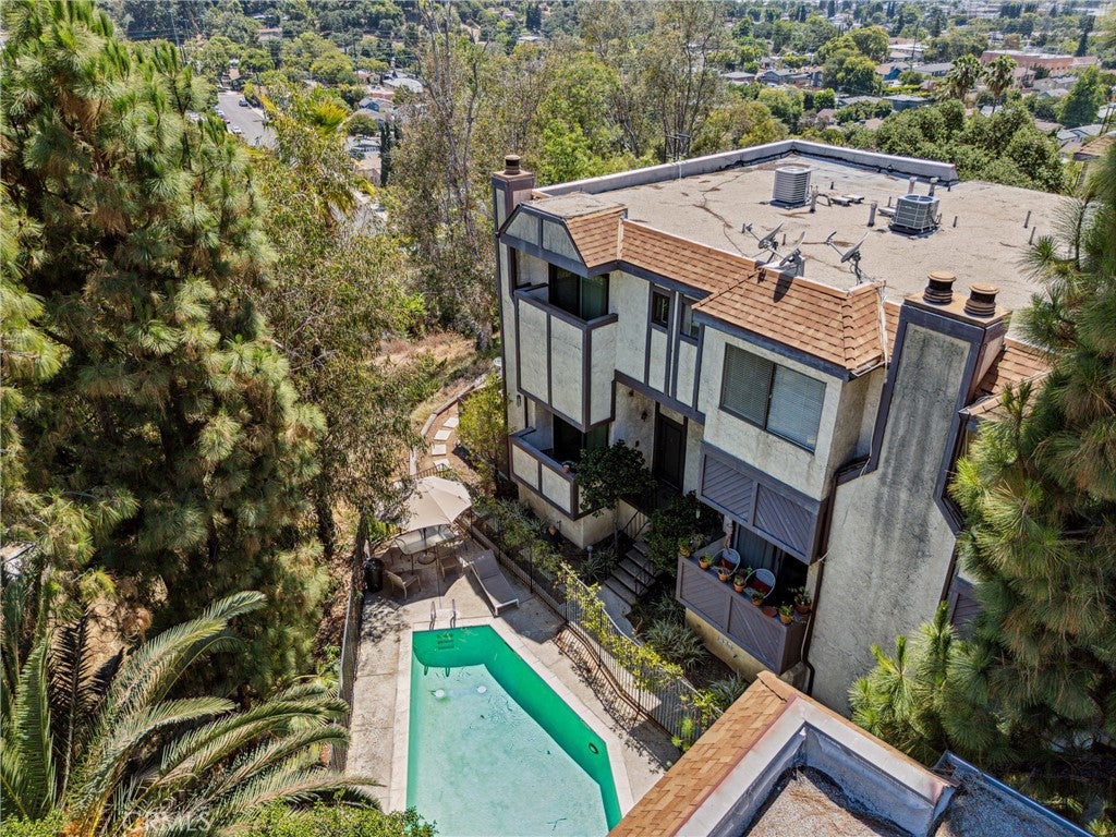 Los Angeles, California, 90041, United States, 3 Bedrooms Bedrooms, ,3 BathroomsBathrooms,Residential,For Sale,1882423