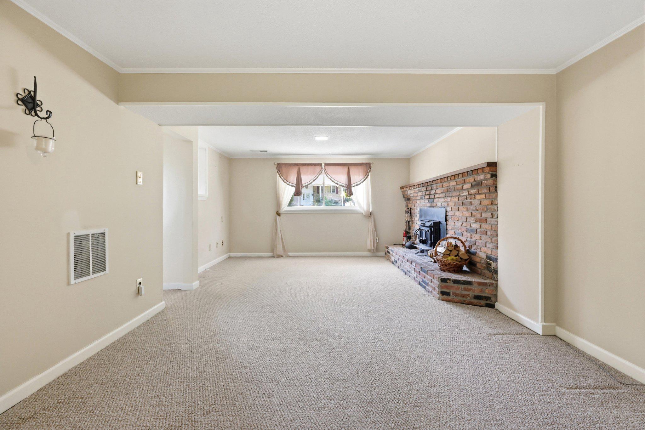  13015 Chalfont Avenue, Fort Washington, MD, 20744 - 物件實景