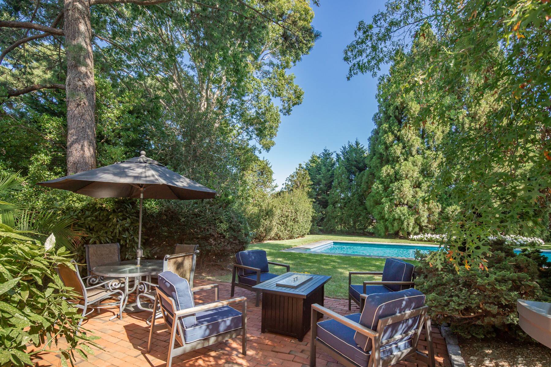  Southampton 4 Bedroom Traditional - Beautifully Landsacaped - 物件實景