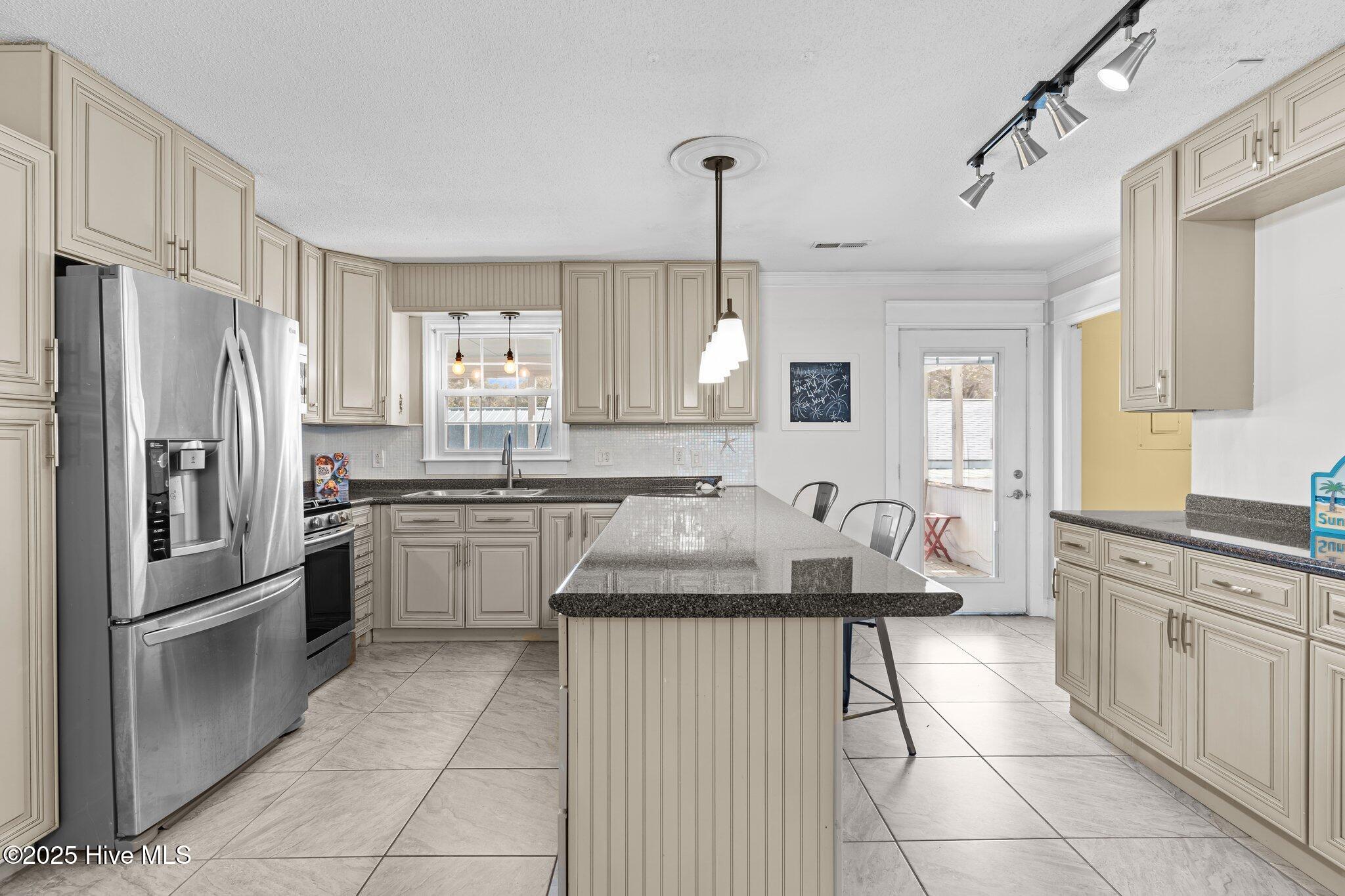Oak Island, North Carolina, 28465, United States, 3 Bedrooms Bedrooms, ,2 BathroomsBathrooms,Residential,For Sale,1885447