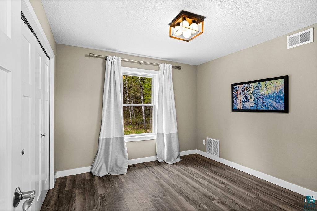 Duluth, Minnesota, 55804, United States, 4 Bedrooms Bedrooms, ,2 BathroomsBathrooms,Residential,For Sale,2048630