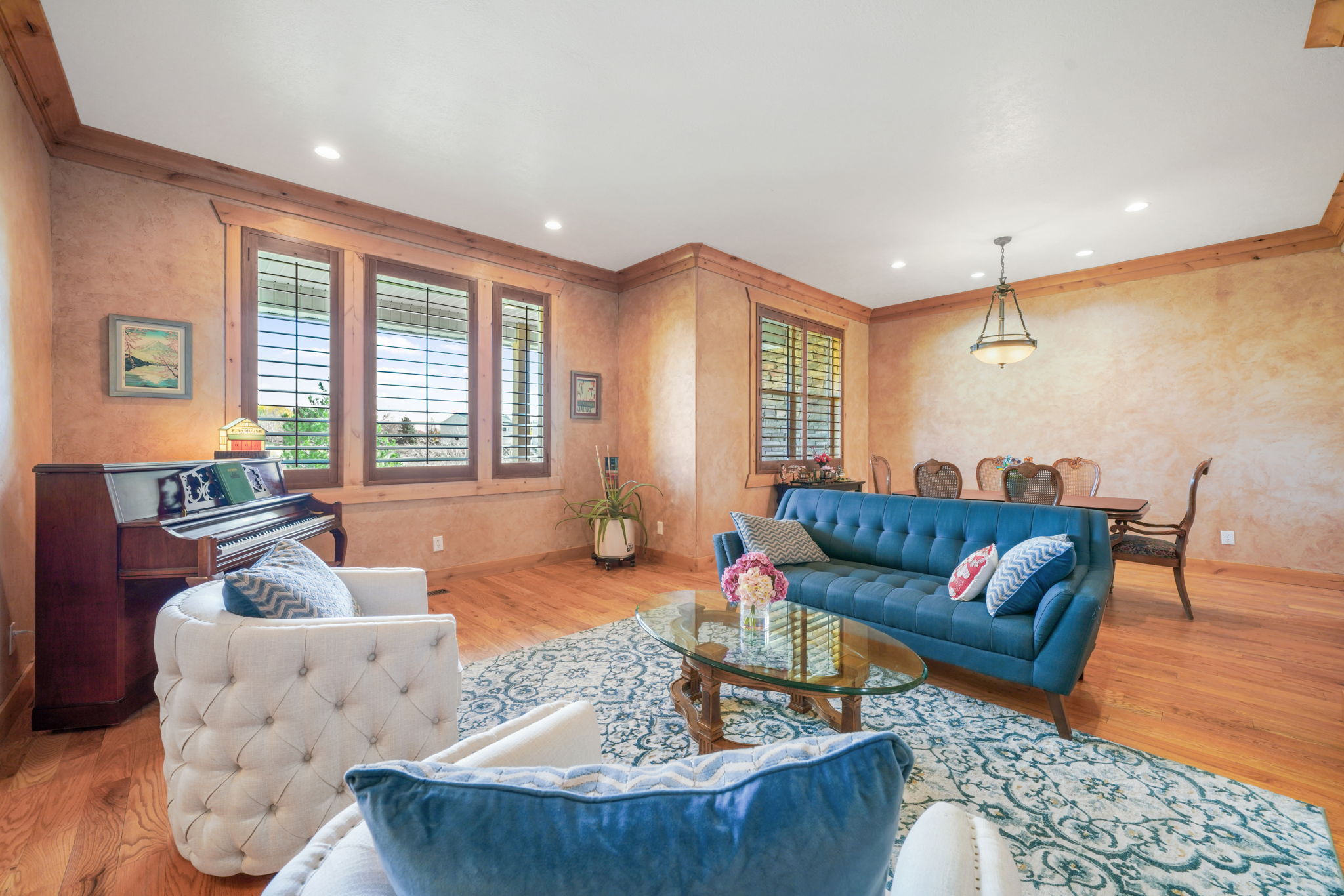 Eagle Mountain, Utah, 84005, United States, 6 Bedrooms Bedrooms, ,5 BathroomsBathrooms,Residential,For Sale,1990791