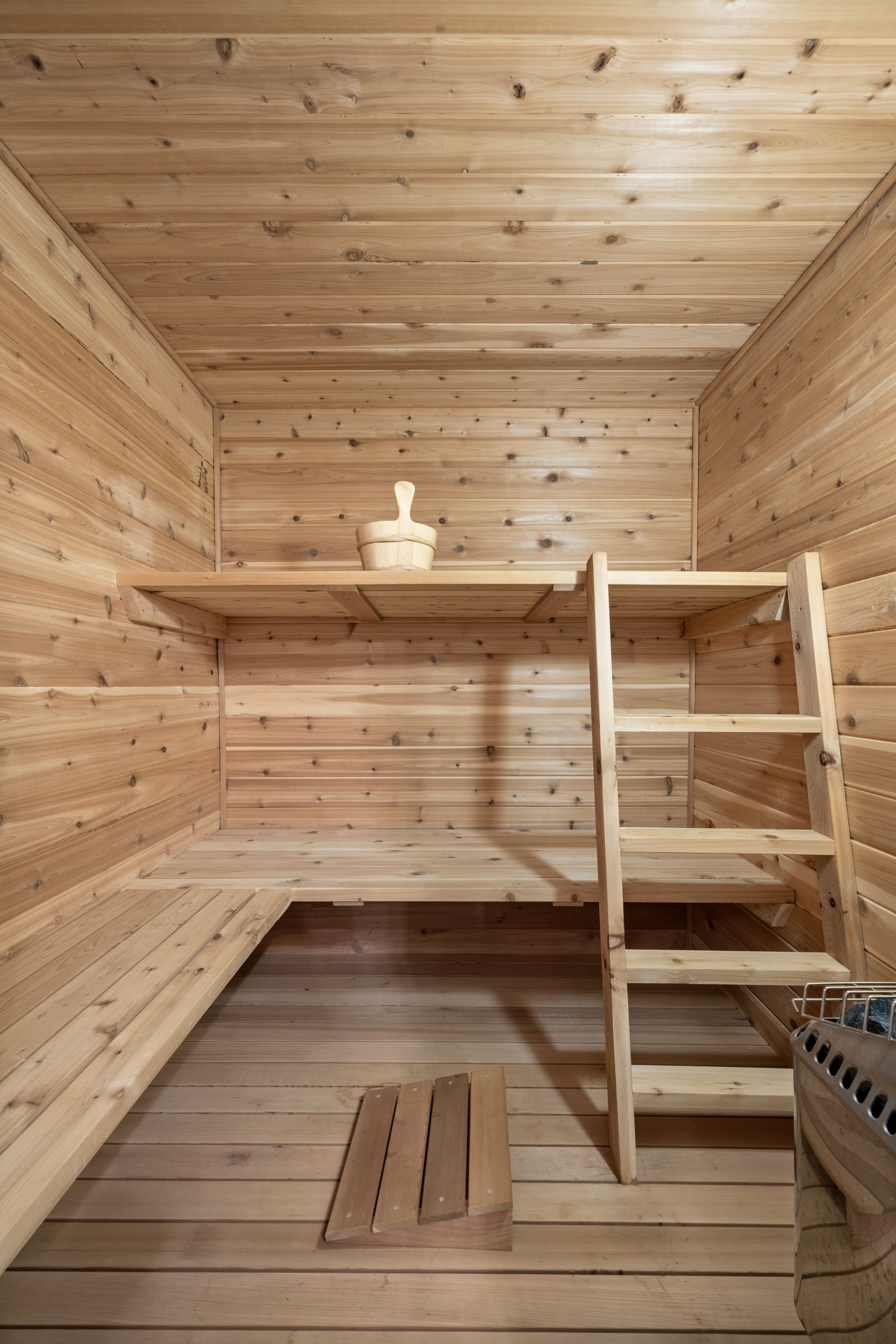  Timeless Architectural Detail with Warm, Inviting Living Spaces - 物件實景