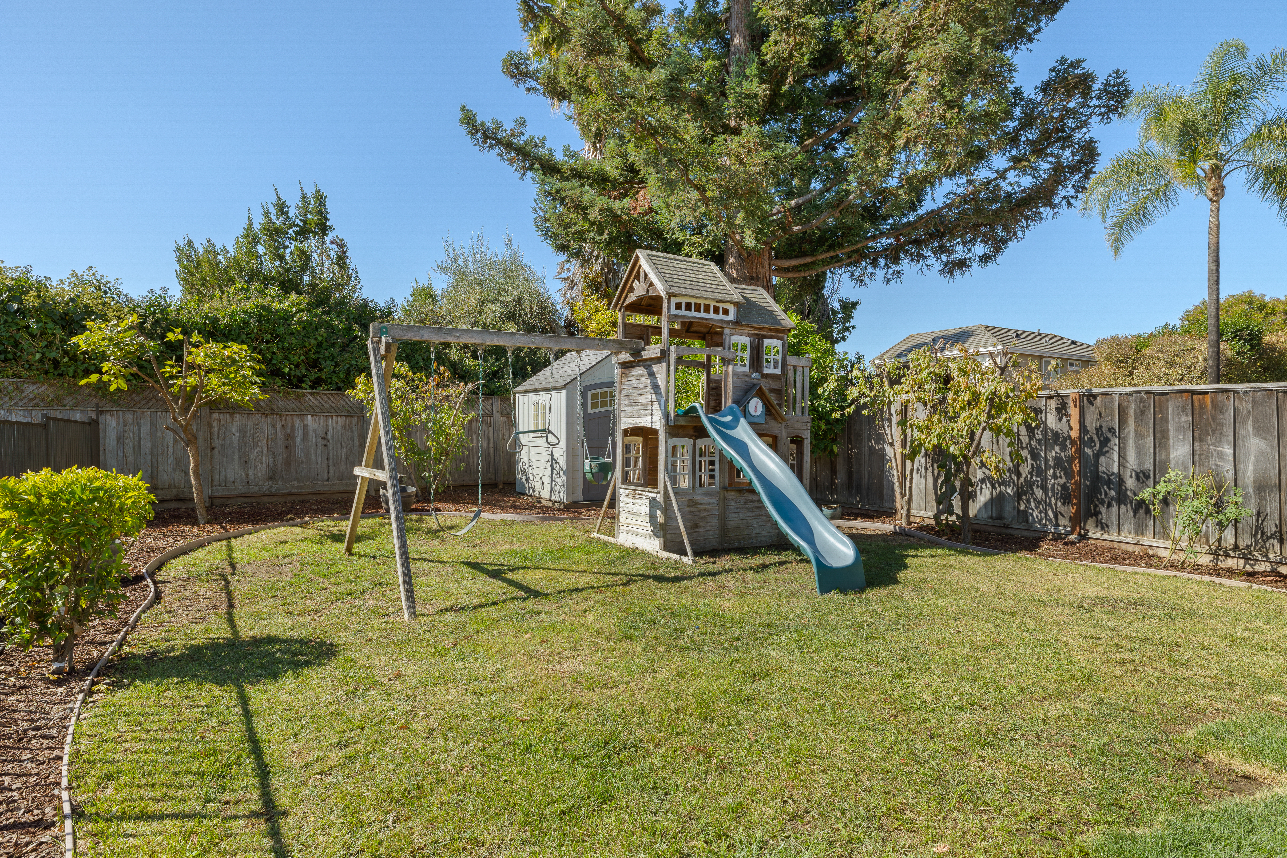  Move-In Ready Brookvale Gem on Premium Lot with Pool - 物件實景