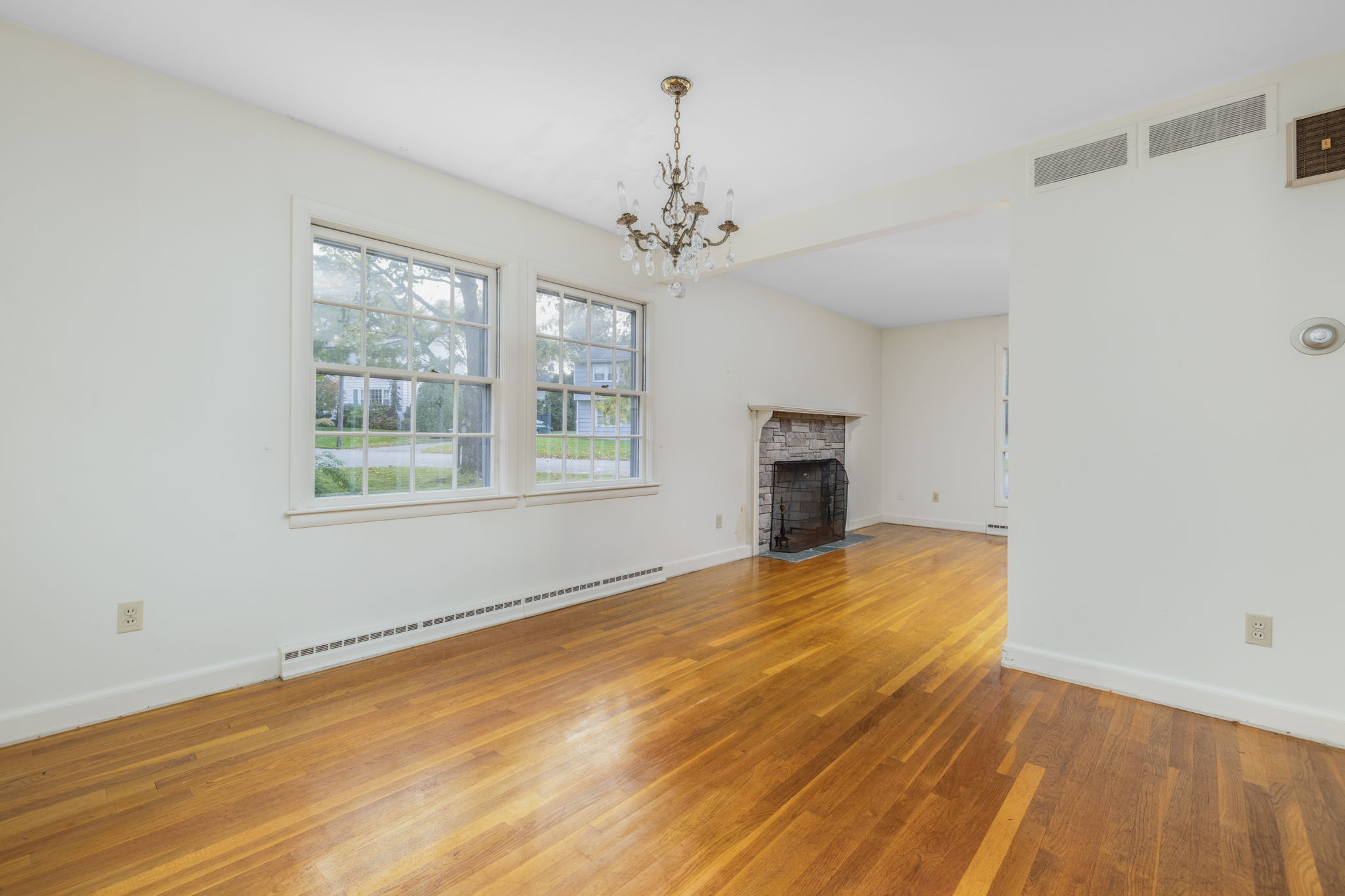  Room to Gather, Space to Grow—Make It Your Own in North Dartmouth - 物件實景