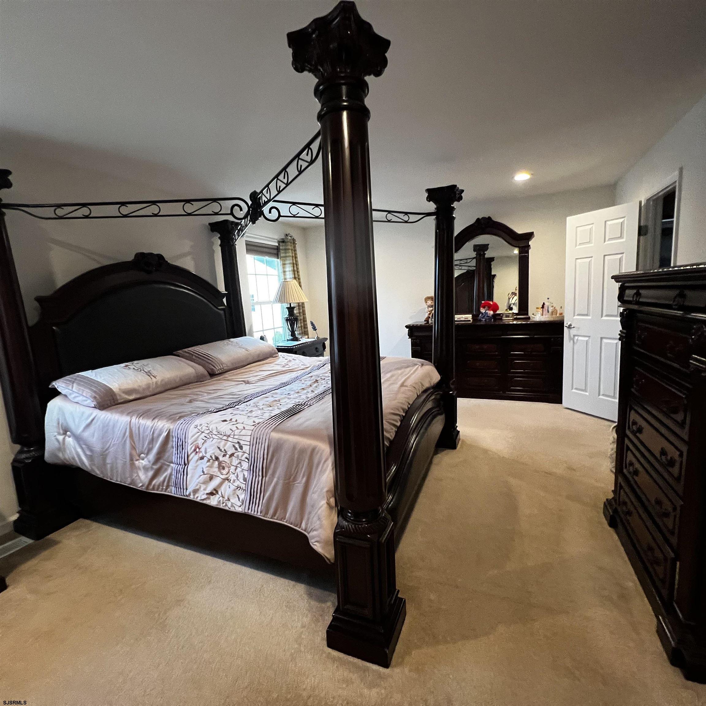 Mays Landing, New Jersey, 08330, United States, 4 Bedrooms Bedrooms, ,3 BathroomsBathrooms,Residential,For Sale,2040411