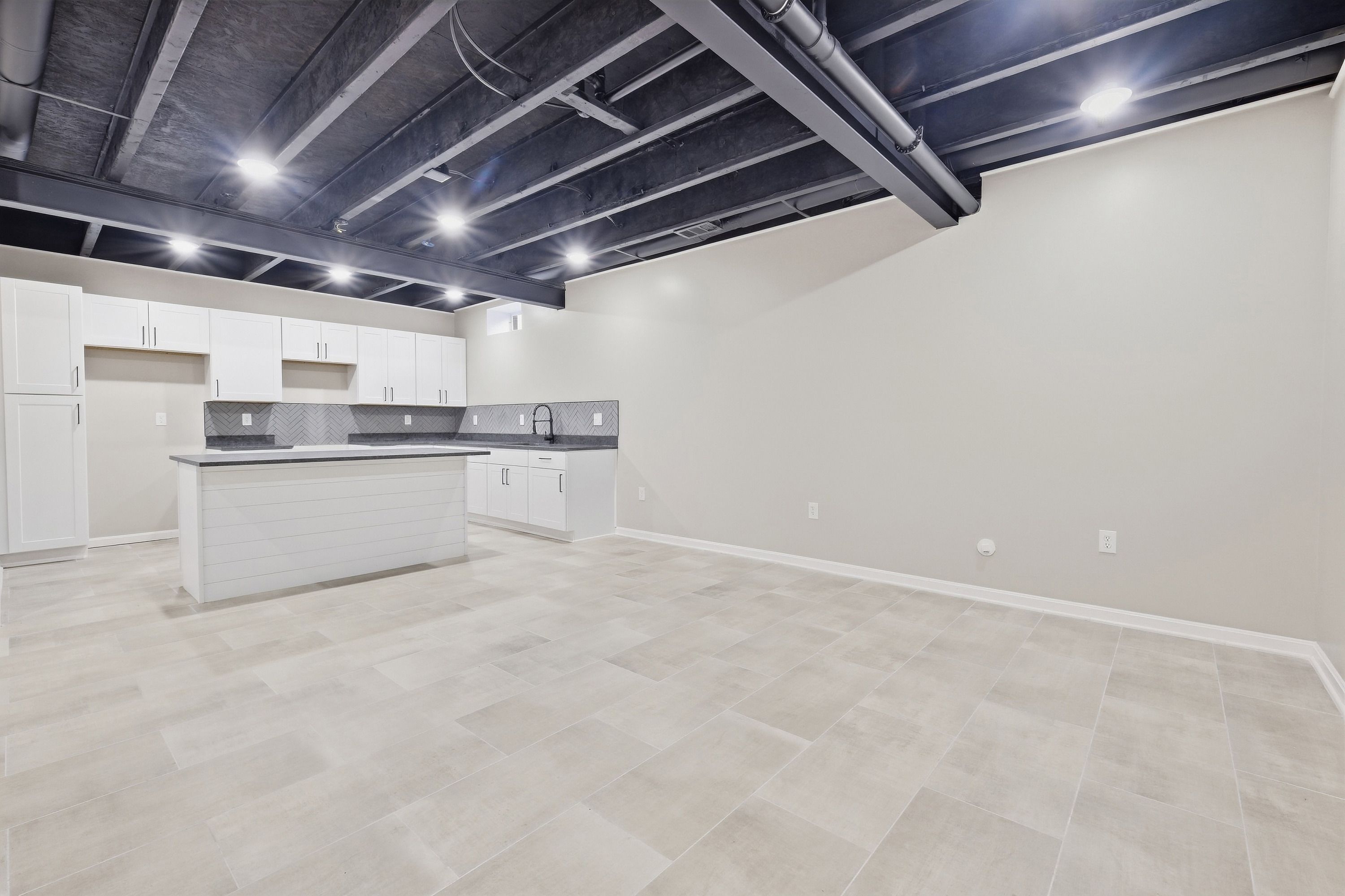  2008 Scenic Lakes Drive, Louisville, KY 40245 - 物件實景