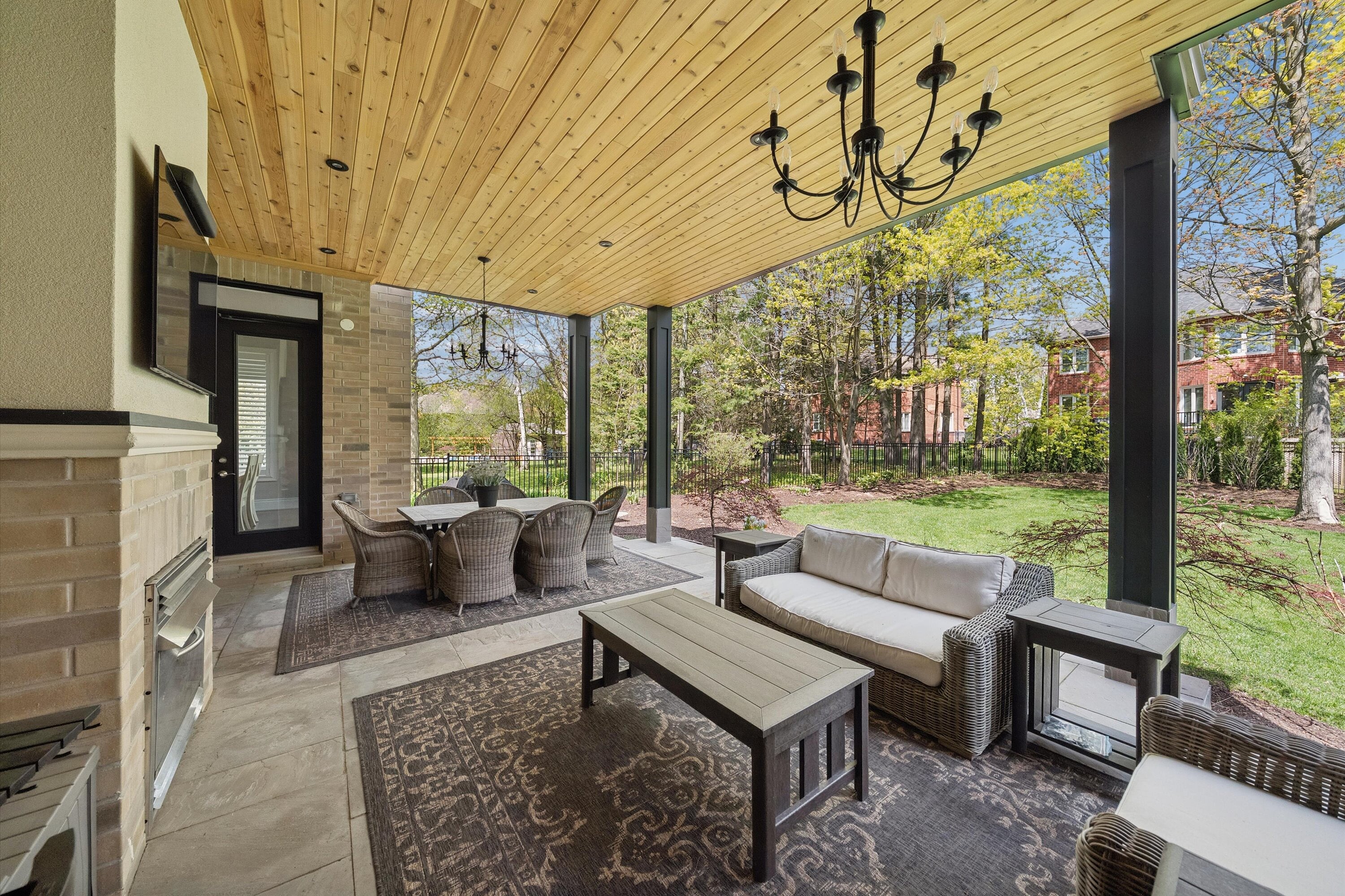  Coveted Woodview in Pickering - 物件實景