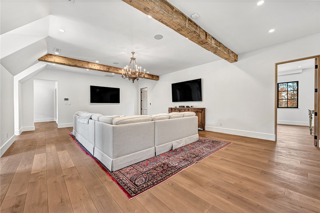 Fayetteville, Arkansas, 72704, United States, 4 Bedrooms Bedrooms, ,5 BathroomsBathrooms,Residential,For Sale,1993299