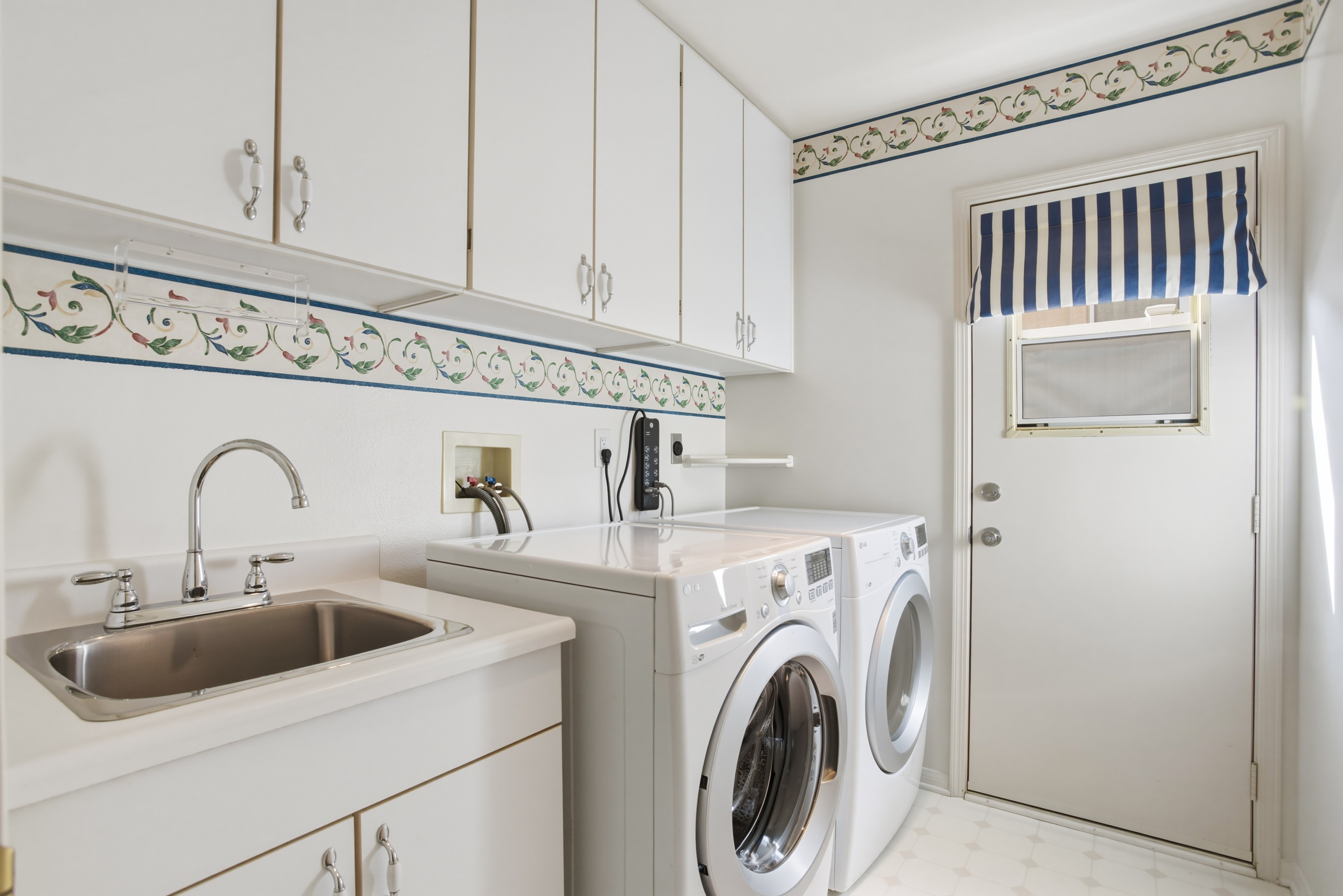  881 Windridge Circle, San Marcos, CA 92078 - 物件實景