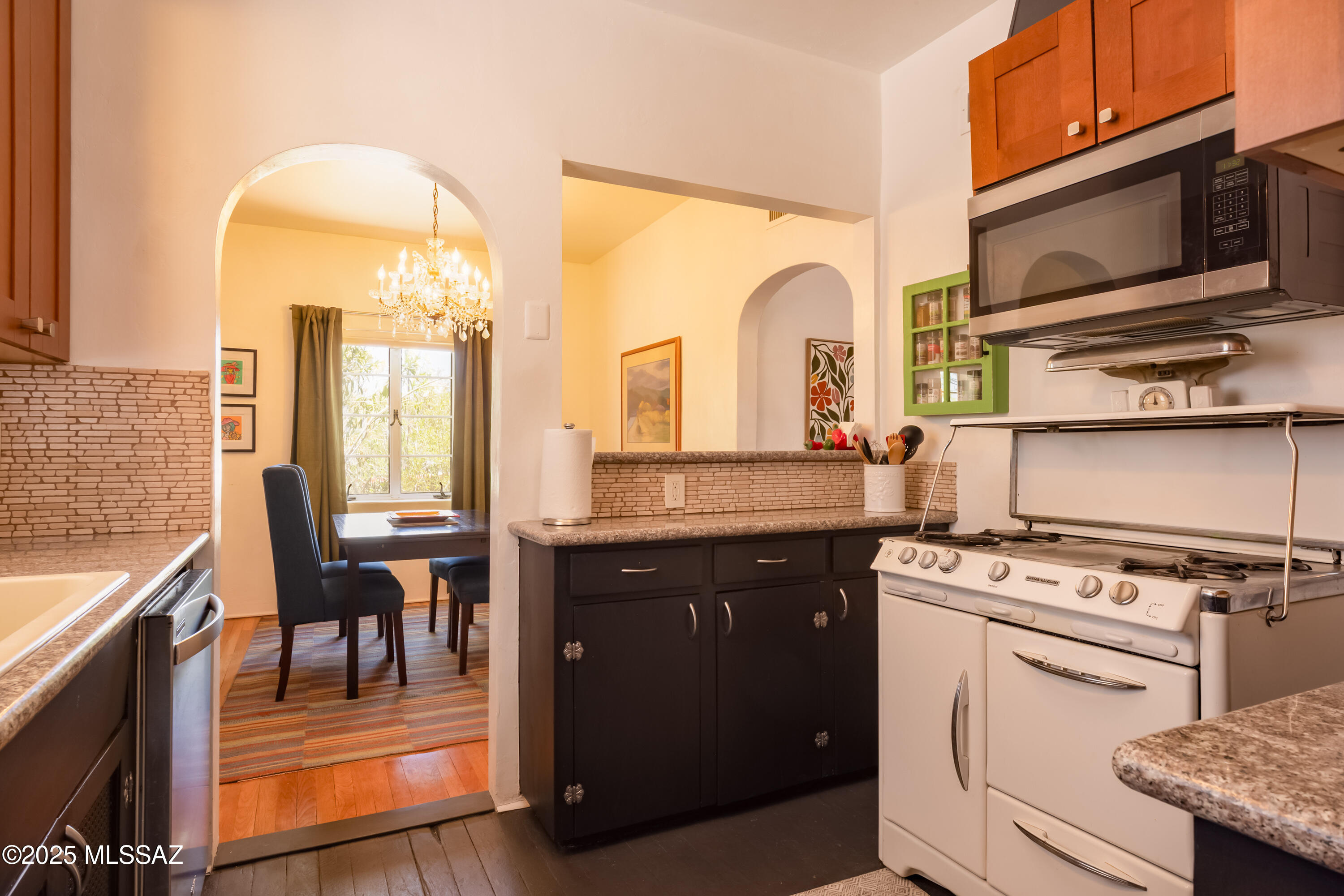 Tucson, Arizona, 85719, United States, 4 Bedrooms Bedrooms, ,3 BathroomsBathrooms,Residential,For Sale,1826834