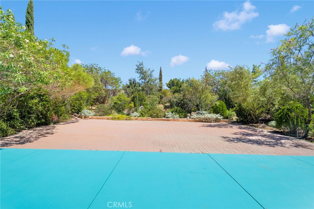 Apple Valley, California, 92308, United States, 5 Bedrooms Bedrooms, ,4 BathroomsBathrooms,Residential,For Sale,1941595