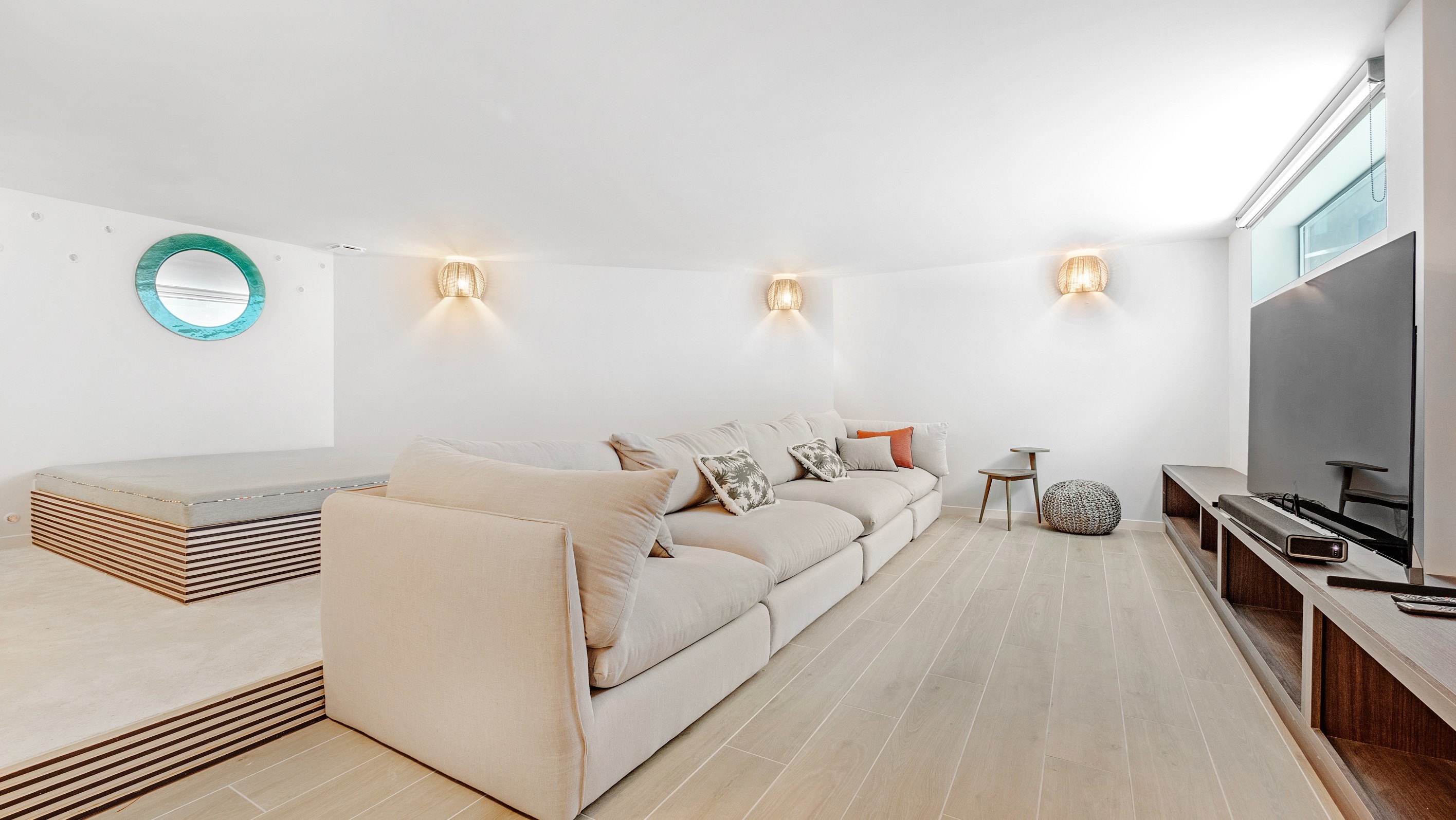  Exceptional contemporary villa for sale in Sainte-Maxime: 440 sqm, 5 bedrooms, … - 物件實景
