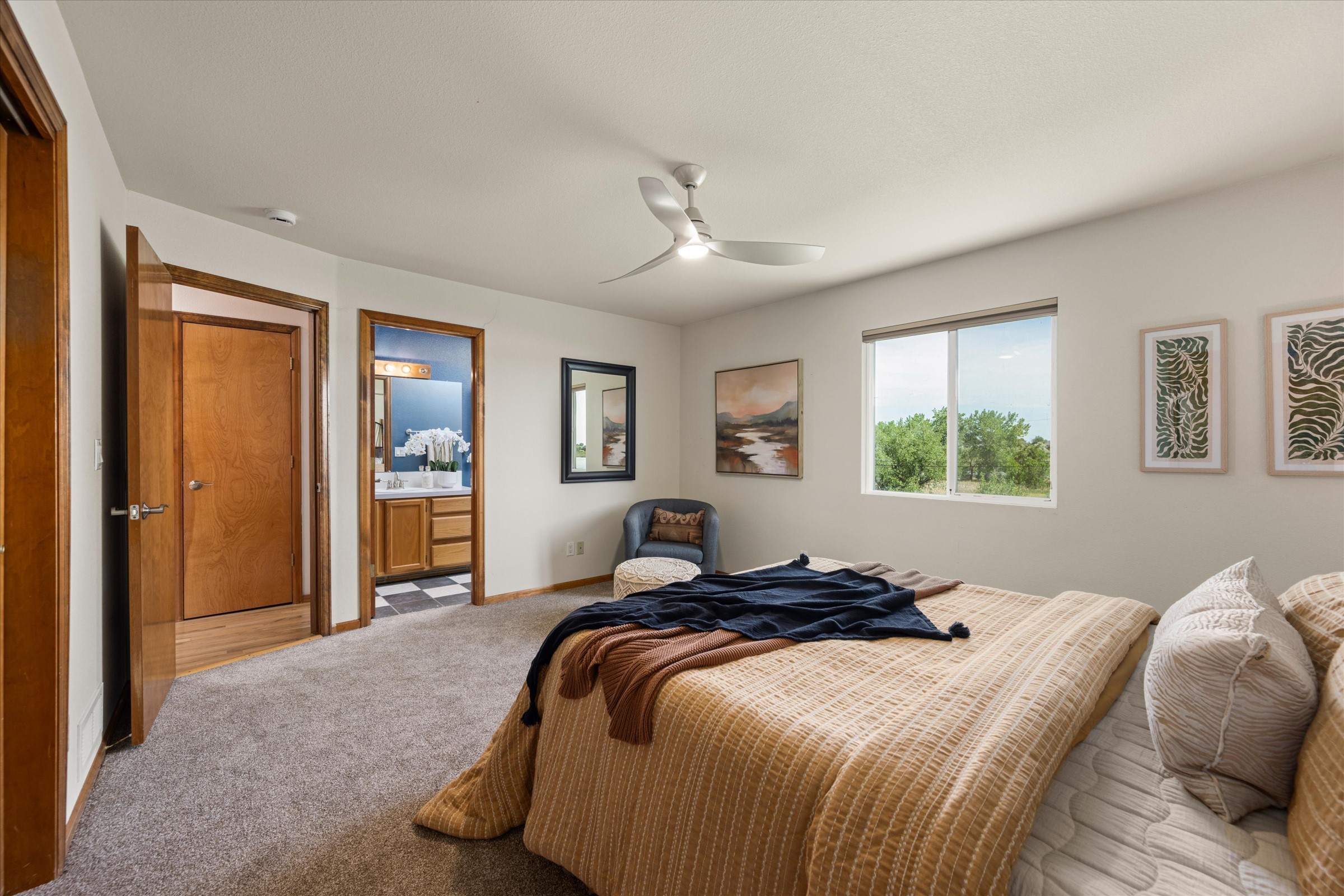 South Fort Collins Ranch Tucked Away on Beautiful Landscaped One-Third Acre Lot - 物件實景