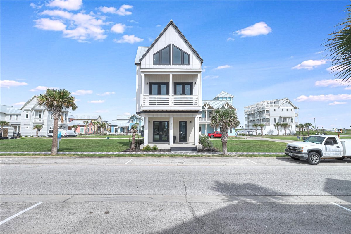 Port Aransas, Texas, 78373, United States, 3 Bedrooms Bedrooms, ,3 BathroomsBathrooms,Residential,For Sale,1979271
