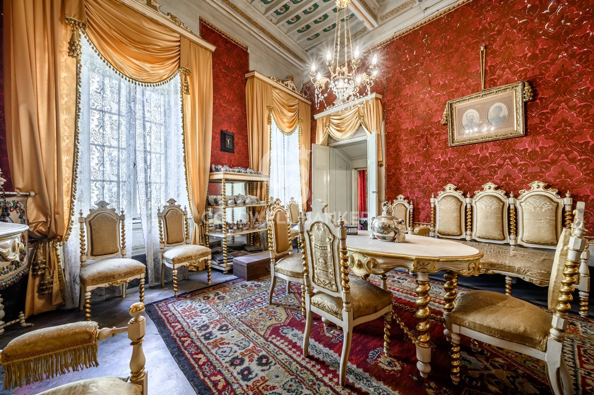 Piazza del Popolo, San Miniato, Pisa, 56027, IT, 10 Bedrooms Bedrooms, ,9 BathroomsBathrooms,Residential,For Sale,Piazza del Popolo,1442810