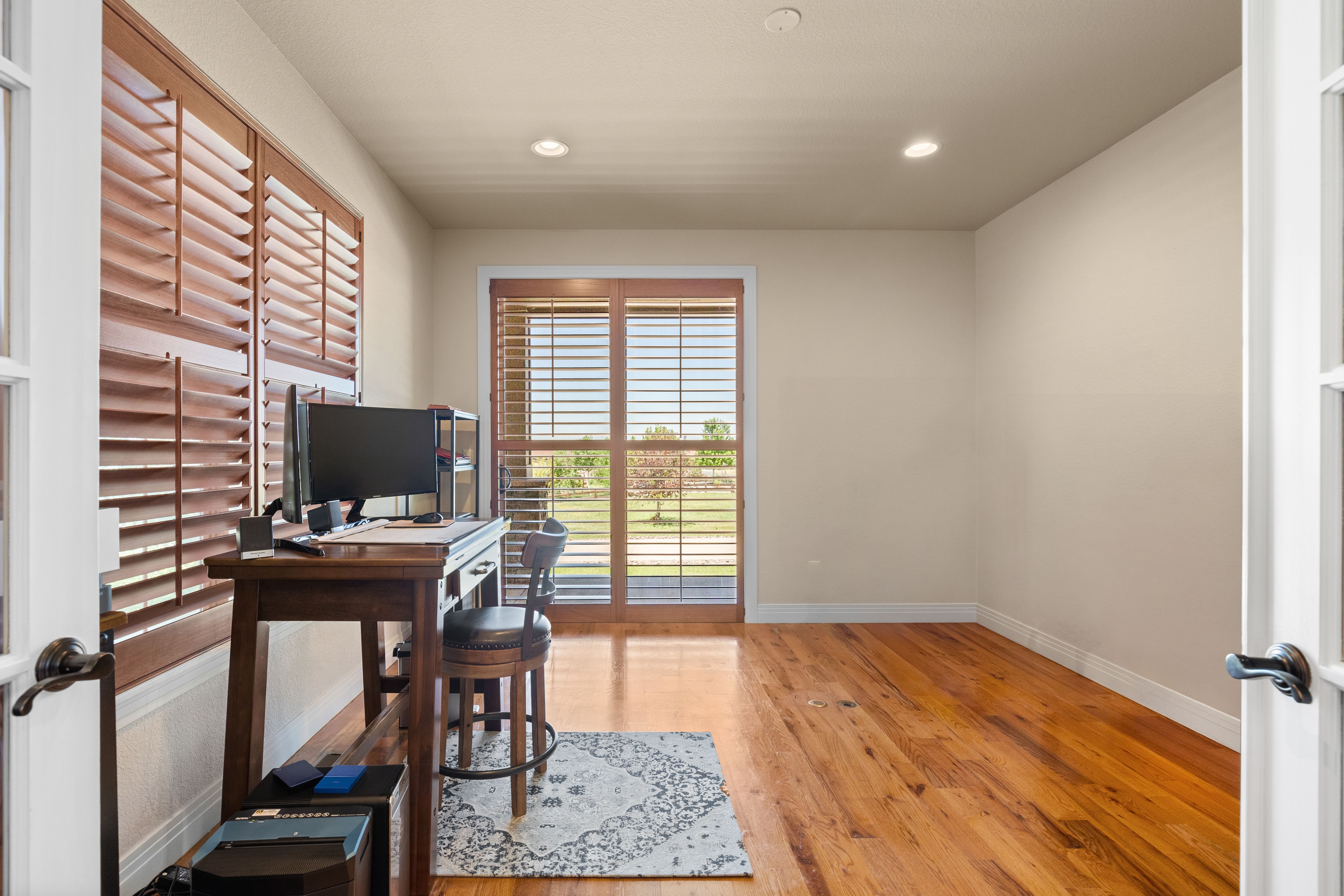 Set on 2.35 acres in Spring Valley Ranch - 物件實景