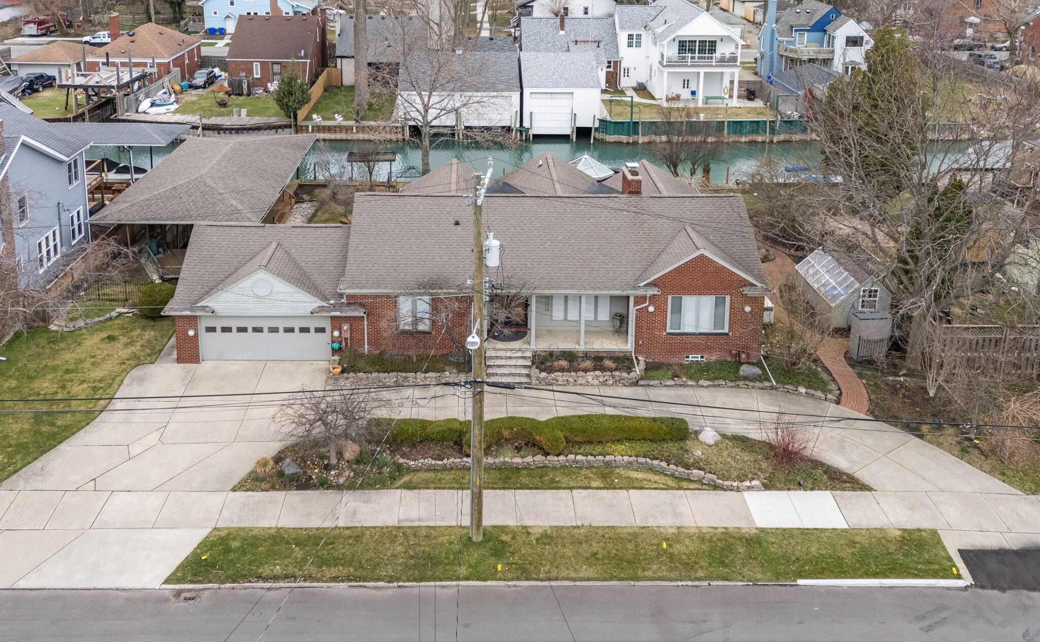 Detroit, Michigan, 48215, United States, 3 Bedrooms Bedrooms, ,4 BathroomsBathrooms,Residential,For Sale,1924310