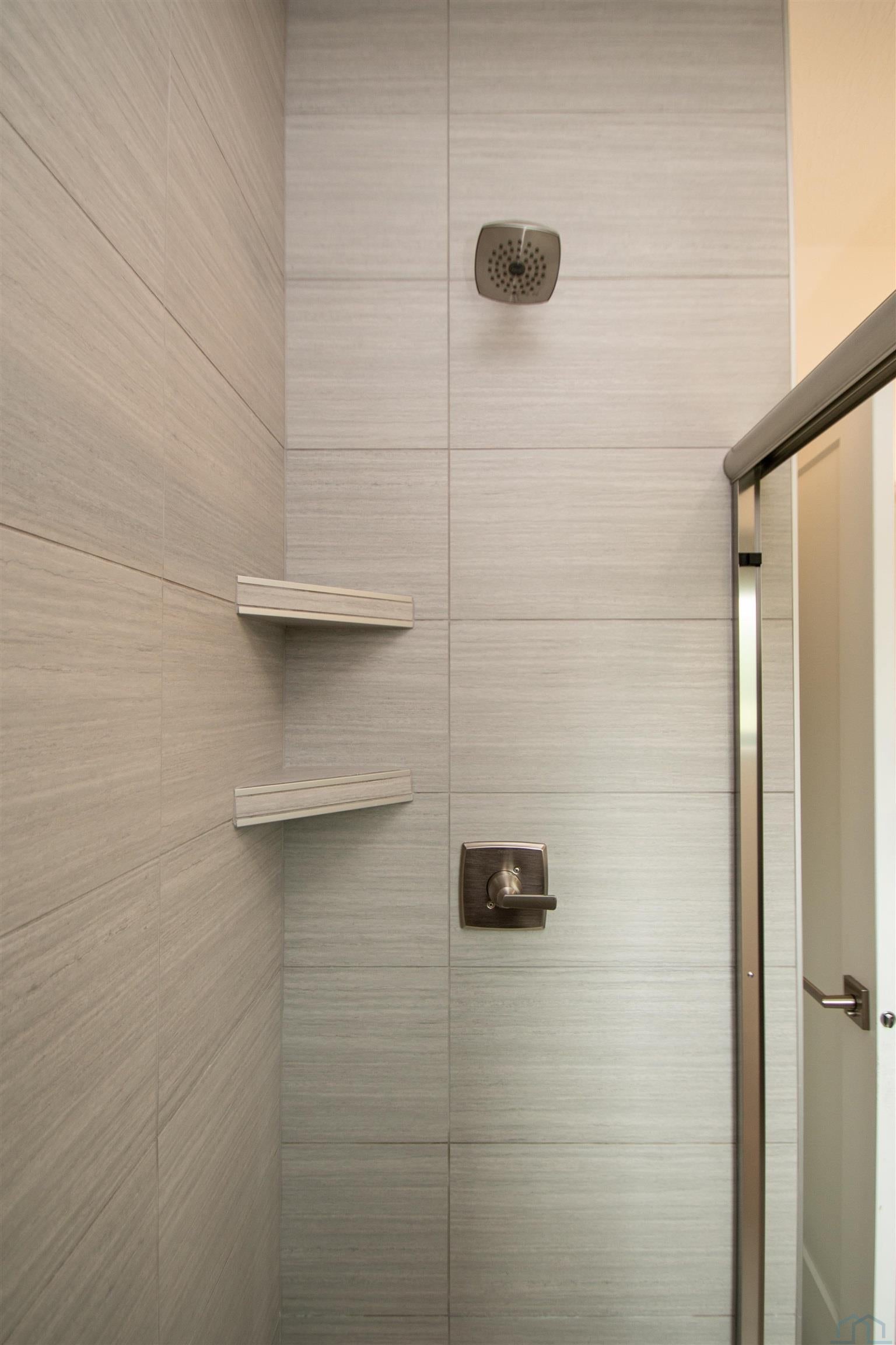 Jefferson, South Dakota, 57038, United States, 6 Bedrooms Bedrooms, ,3 BathroomsBathrooms,Residential,For Sale,1978978