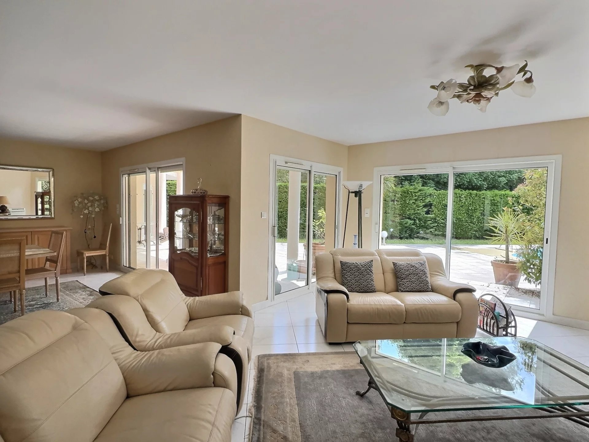 Lège-Cap-Ferret, New Aquitaine, 33950, FR, 5 Bedrooms Bedrooms, ,3 BathroomsBathrooms,Residential,For Sale,1817598