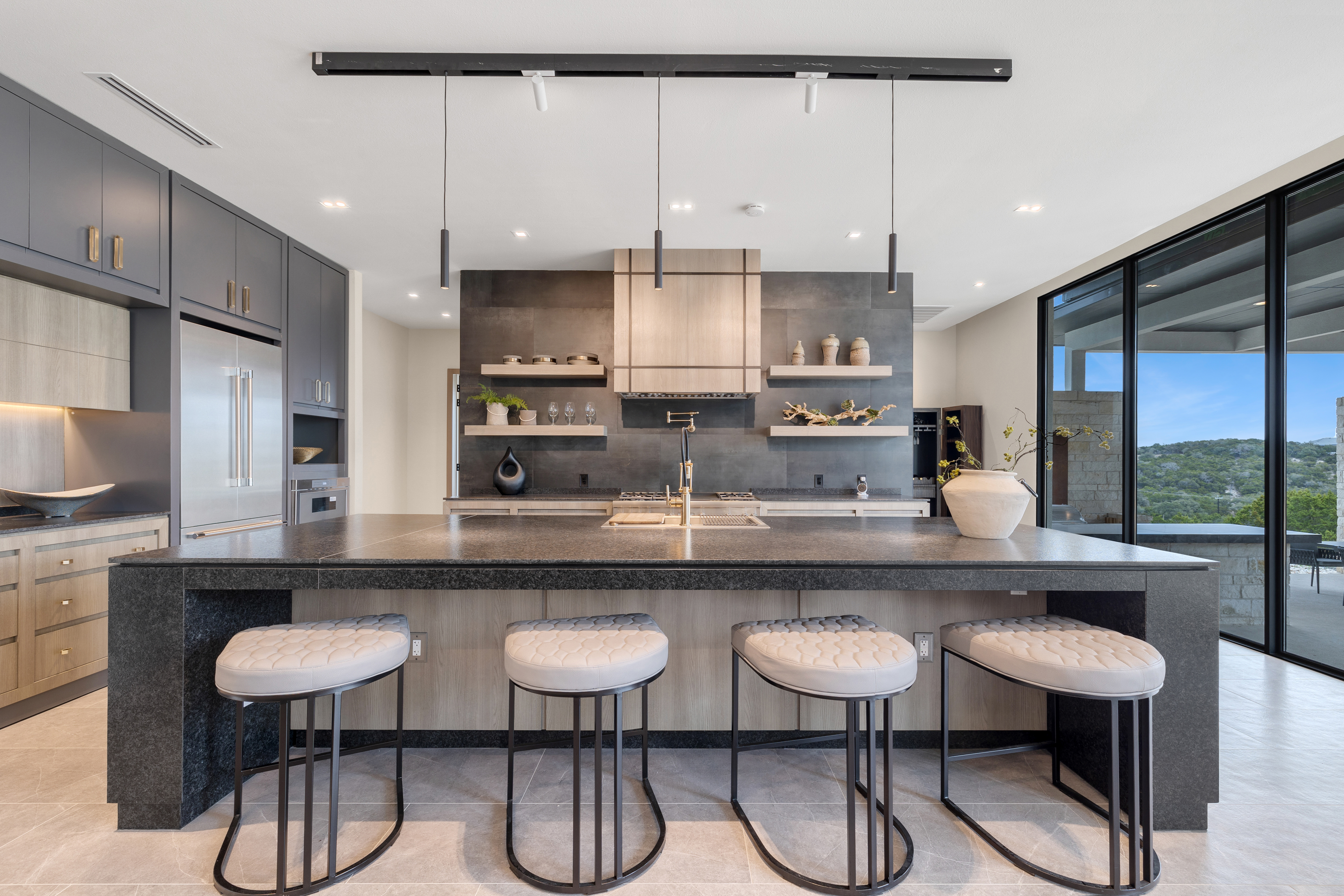  Elevated Contemporary Estate - 物件實景
