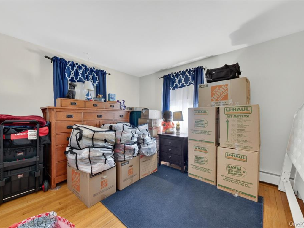 Wappingers Falls, New York, 12590, United States, 4 Bedrooms Bedrooms, ,2 BathroomsBathrooms,Residential,For Sale,2049359
