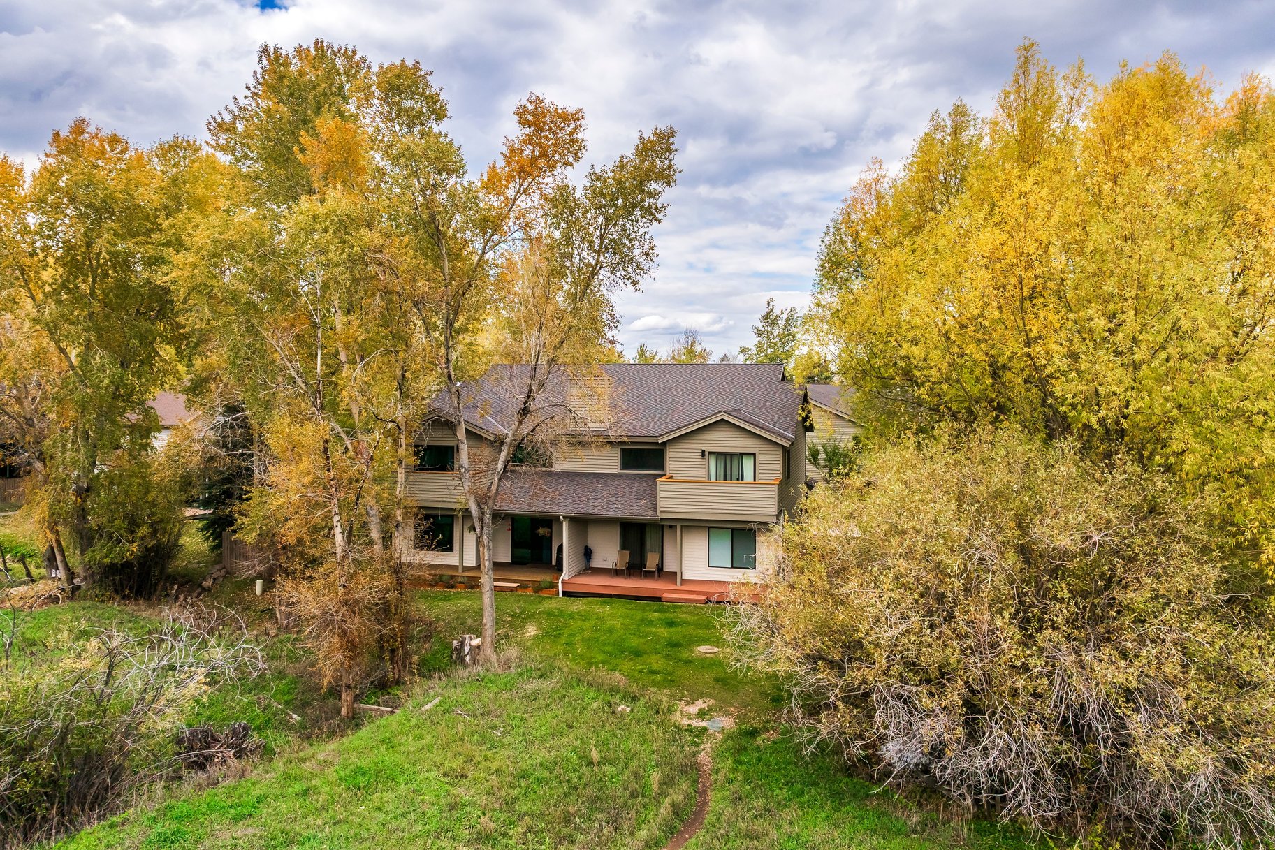  Updated Townhome in Ptarmigan’s Best Location with Ski Run Views - 物件實景