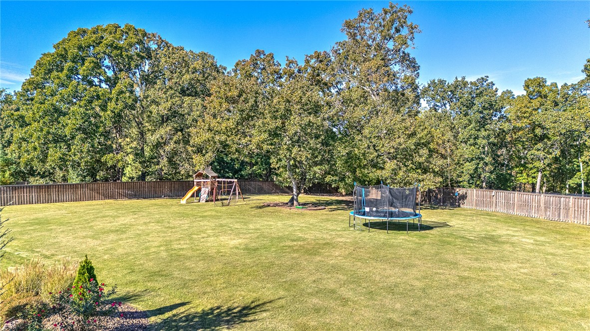 Centerton, Arkansas, 72719, United States, 5 Bedrooms Bedrooms, ,5 BathroomsBathrooms,Residential,For Sale,1992149