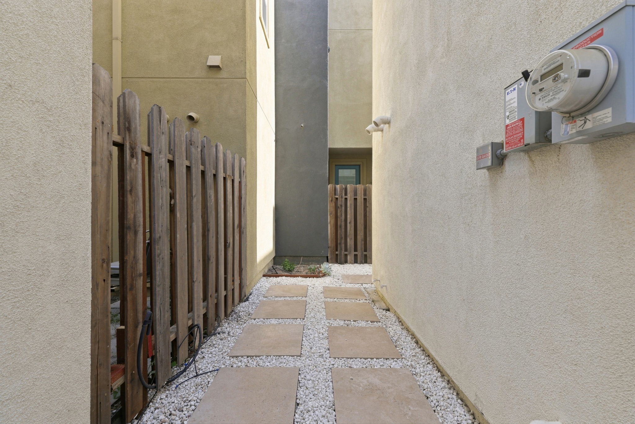  453 Crate Avenue, Sacramento, CA 95818 - 物件實景