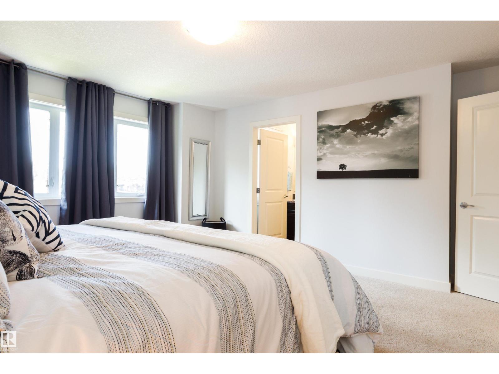 EDMONTON, Alberta, T5R 1N1, CA, 5 Bedrooms Bedrooms, ,3 BathroomsBathrooms,Residential,For Sale,1913571