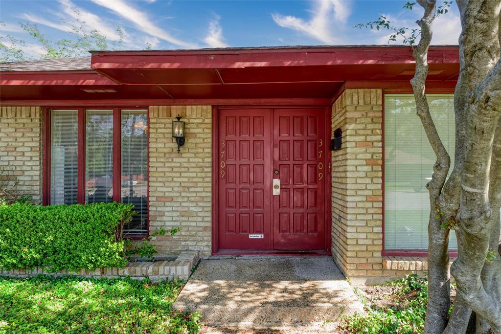 Dallas, Texas, 75229, United States, 6 Bedrooms Bedrooms, ,6 BathroomsBathrooms,Residential,For Sale,1940404
