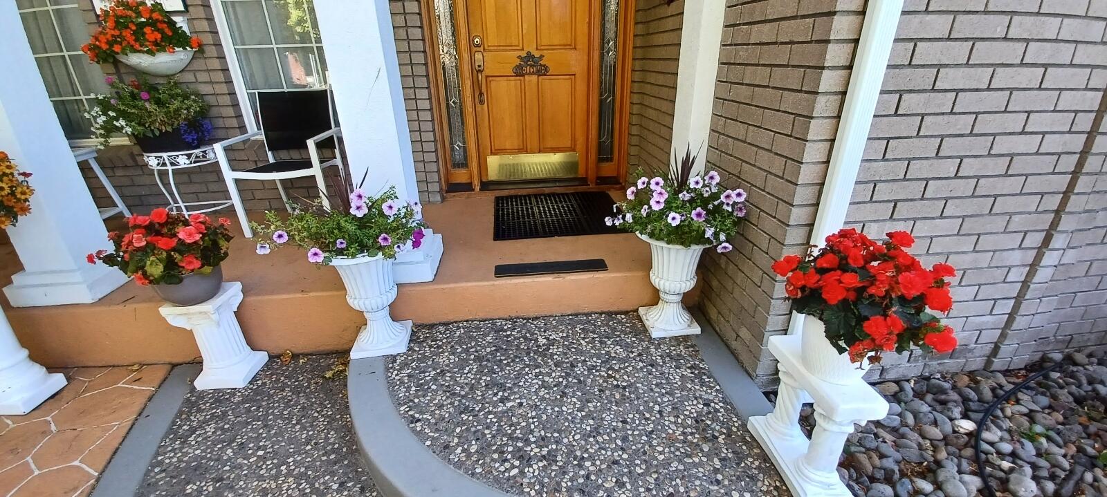 Klamath Falls, Oregon, 97601, United States, 3 Bedrooms Bedrooms, ,3 BathroomsBathrooms,Residential,For Sale,1779342