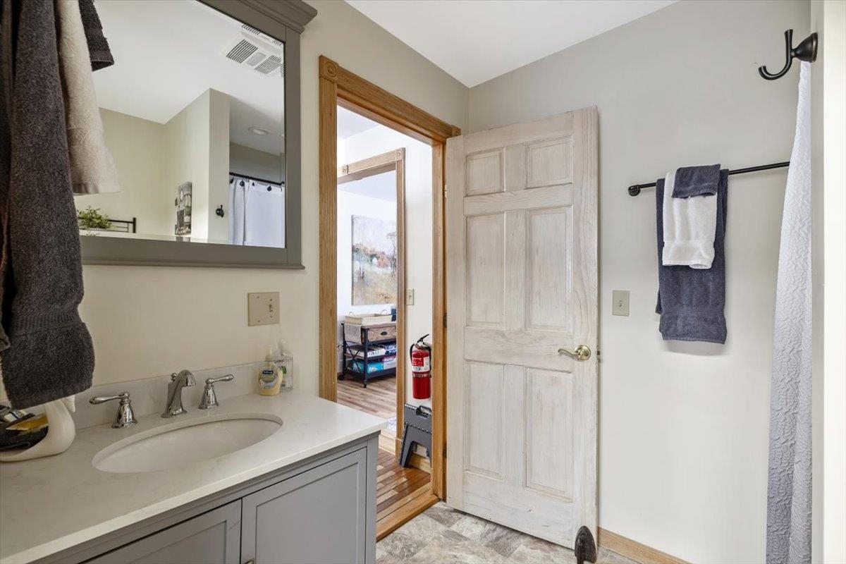 St. Albans Town, Vermont, 05478, United States, 4 Bedrooms Bedrooms, ,2 BathroomsBathrooms,Residential,For Sale,2022571