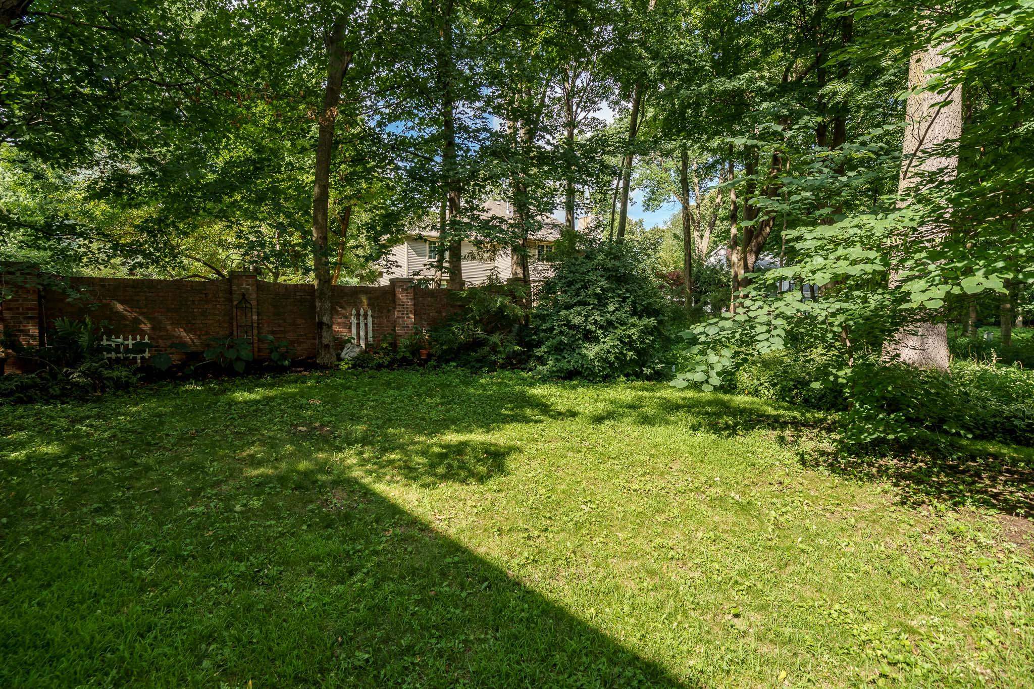 Rockford, Illinois, 61107, United States, 4 Bedrooms Bedrooms, ,5 BathroomsBathrooms,Residential,For Sale,1928082