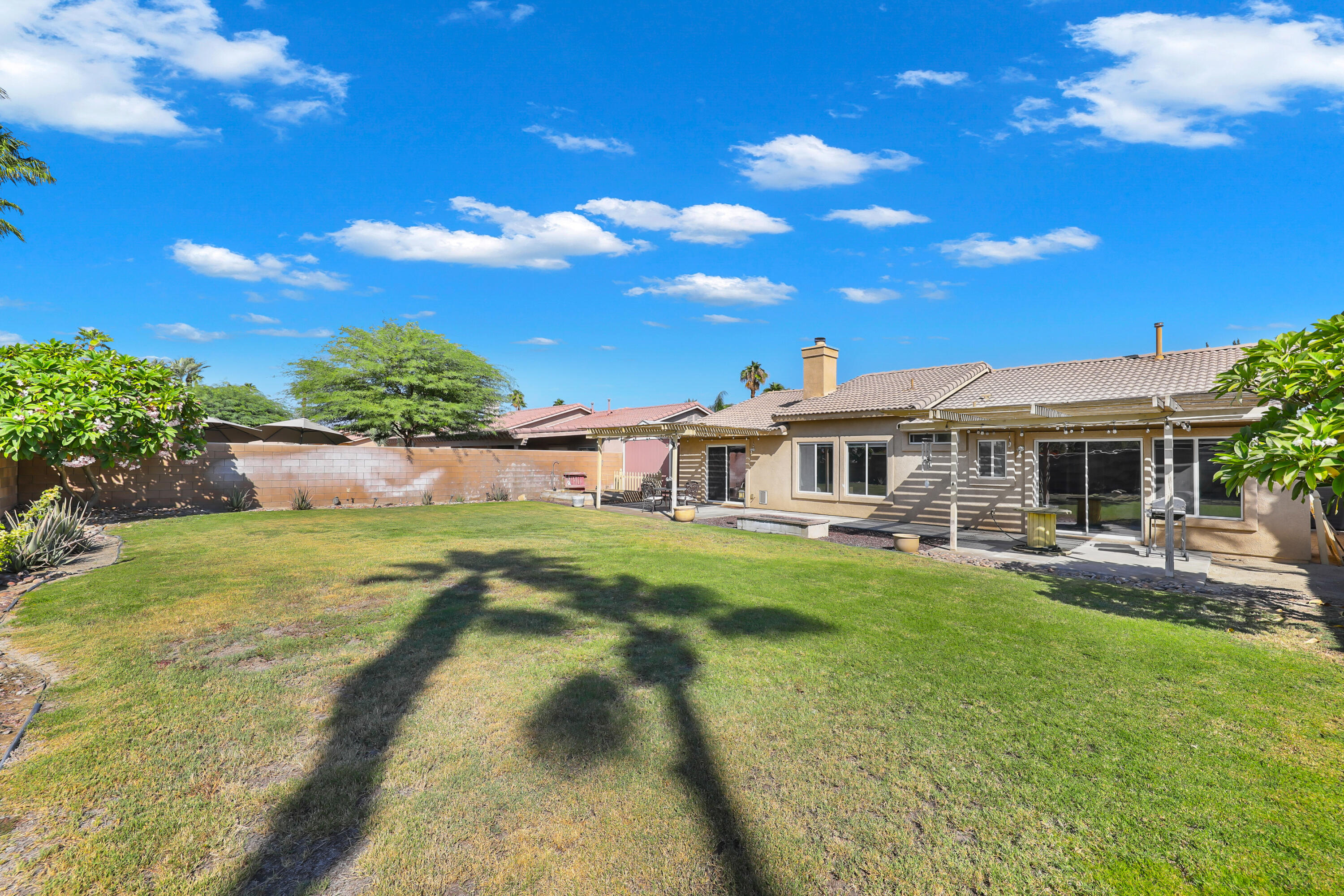 Indio, California, 92201, United States, 4 Bedrooms Bedrooms, ,3 BathroomsBathrooms,Residential,For Sale,1950105