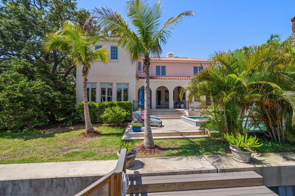 Tampa, Florida, 33606, United States, 5 Bedrooms Bedrooms, ,4 BathroomsBathrooms,Residential,For Sale,1827015