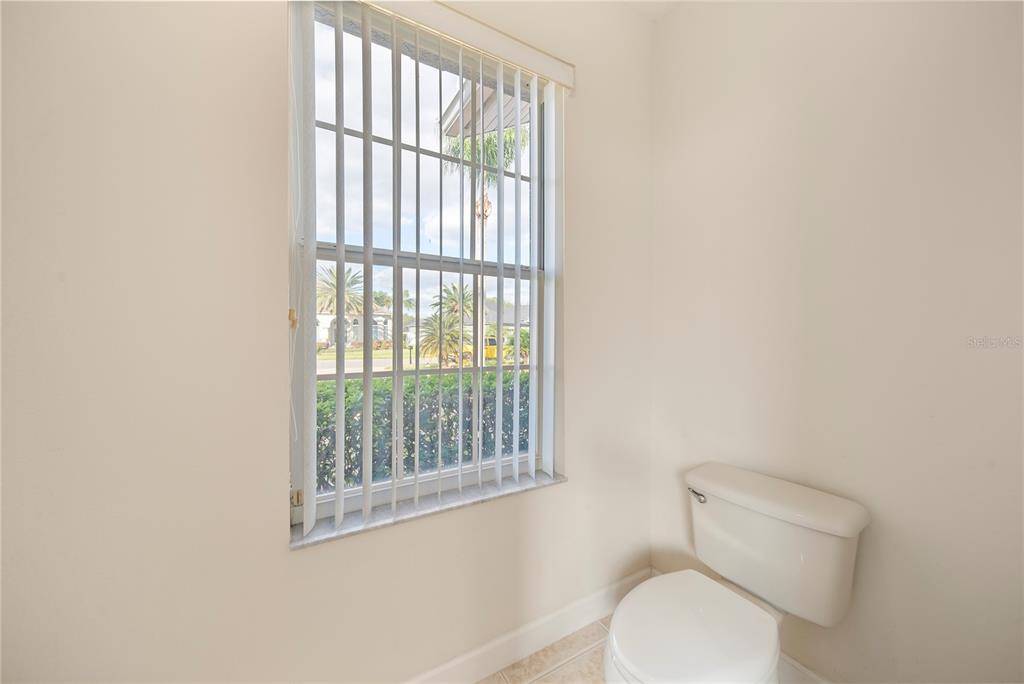 Orlando, Florida, 32836, United States, 5 Bedrooms Bedrooms, ,4 BathroomsBathrooms,Residential,For Sale,1989643