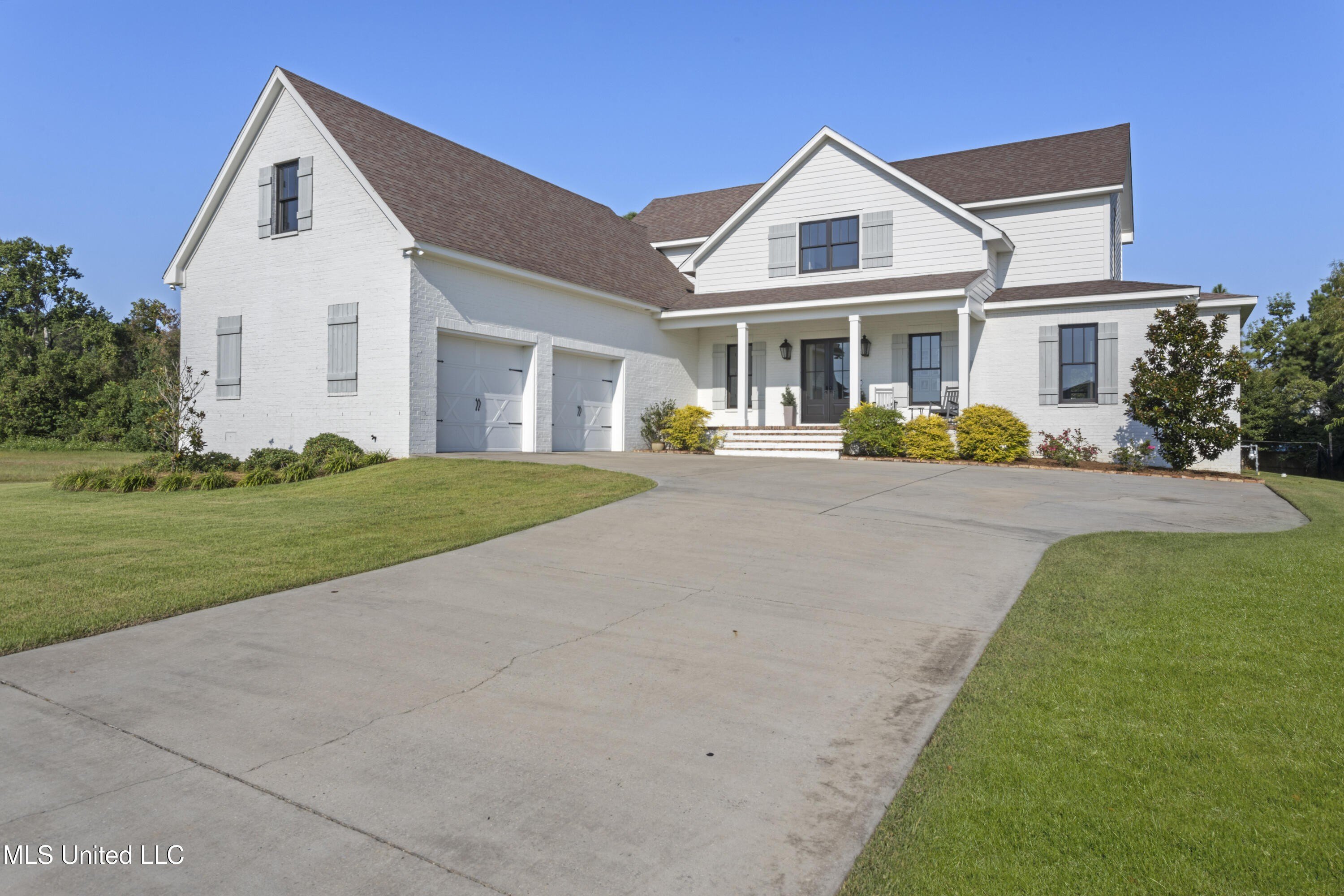 Biloxi, Mississippi, 39531, United States, 4 Bedrooms Bedrooms, ,4 BathroomsBathrooms,Residential,For Sale,1978703