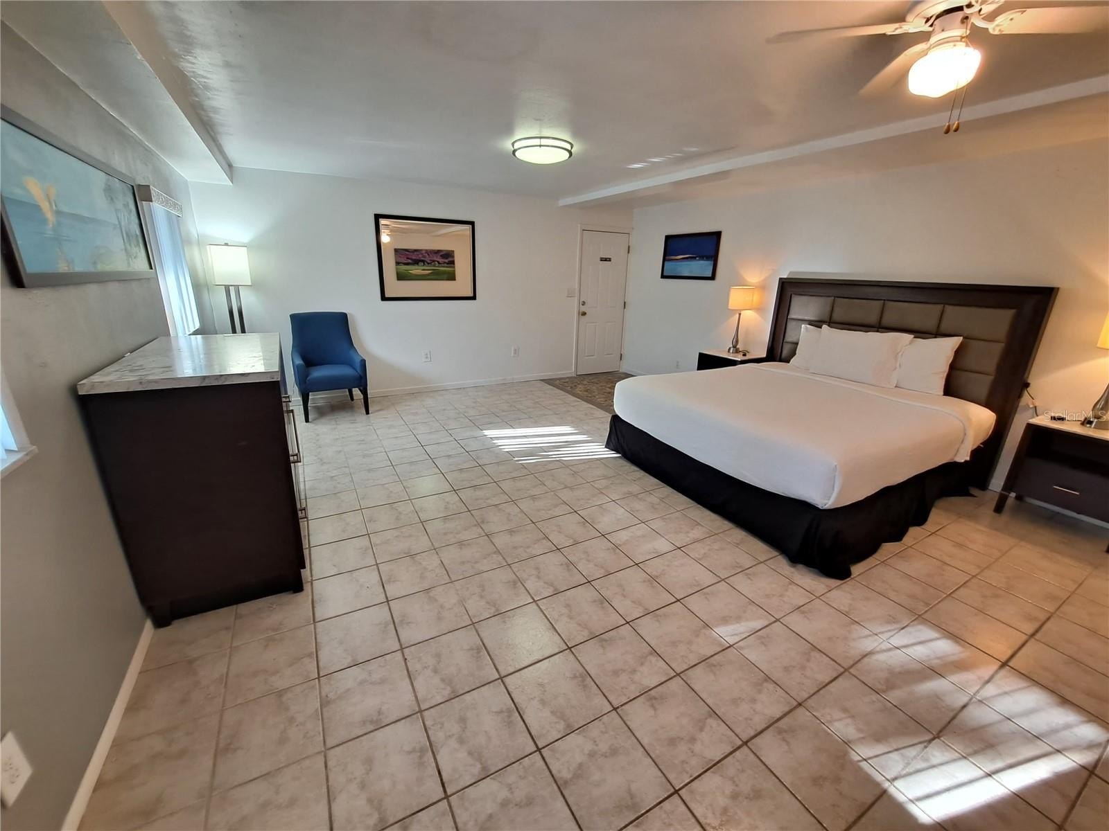 ST PETERSBURG, Florida, 33709, United States, 5 Bedrooms Bedrooms, ,5 BathroomsBathrooms,Residential,For Sale,1996454