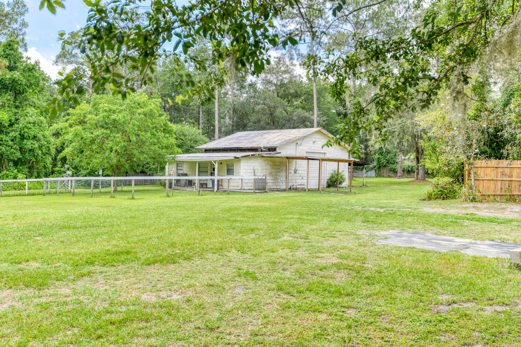 Palatka, Florida, 32177, United States, 4 Bedrooms Bedrooms, ,3 BathroomsBathrooms,Residential,For Sale,1865874