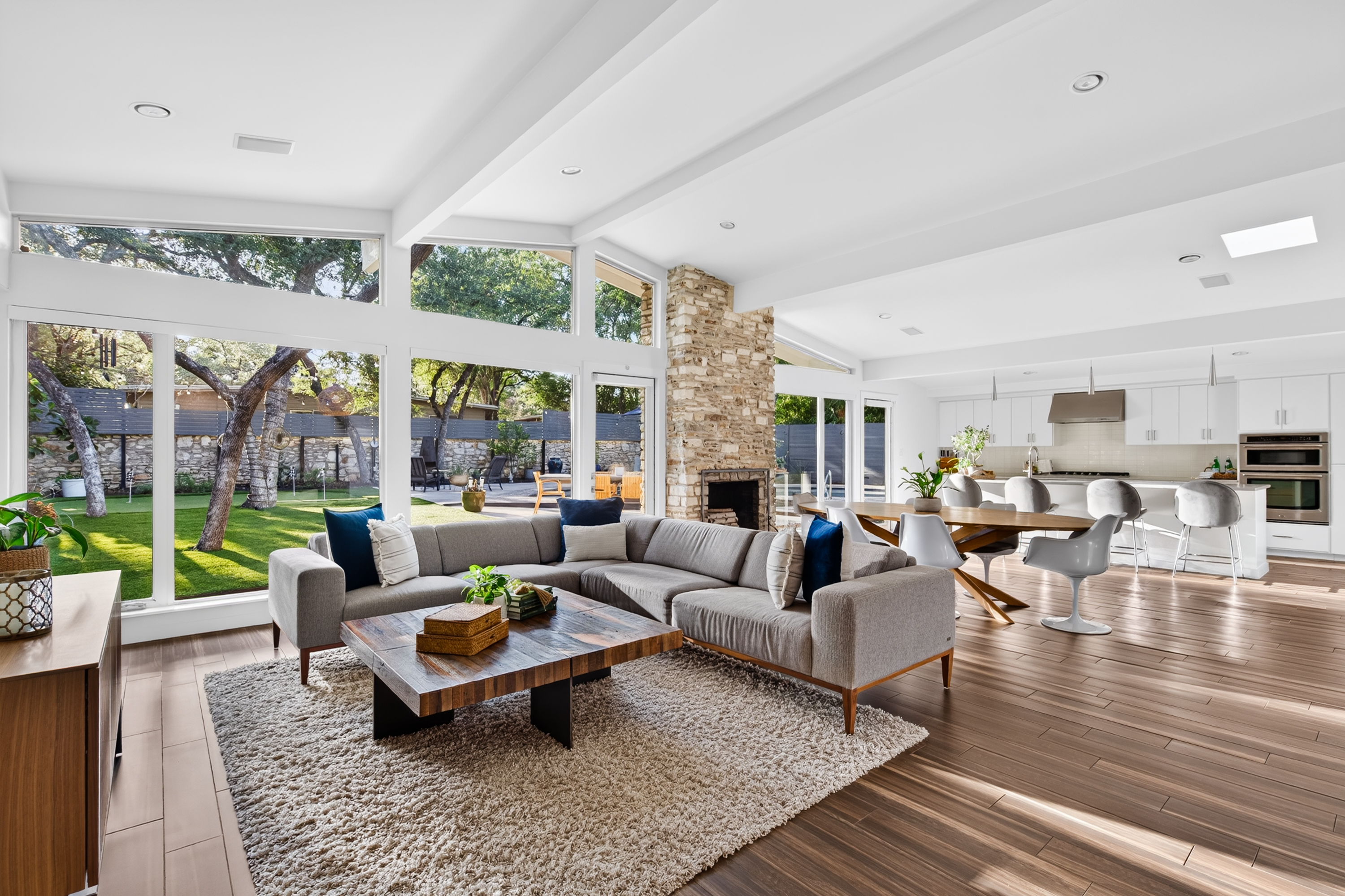  412 Ridgewood Rd, West Lake Hills - 物件實景