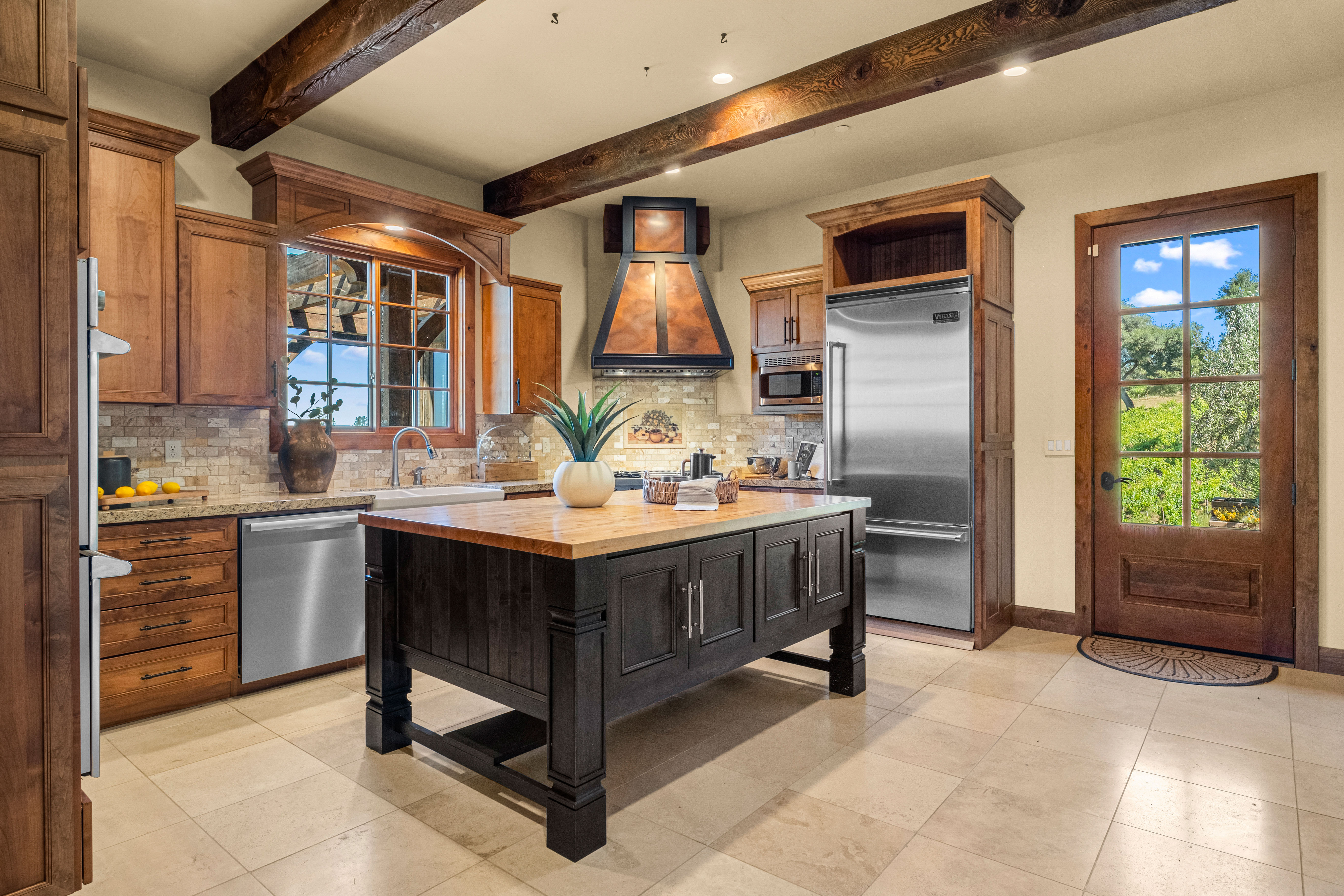  7330 Perry Creek Road, Somerset, CA 95684 - 物件實景