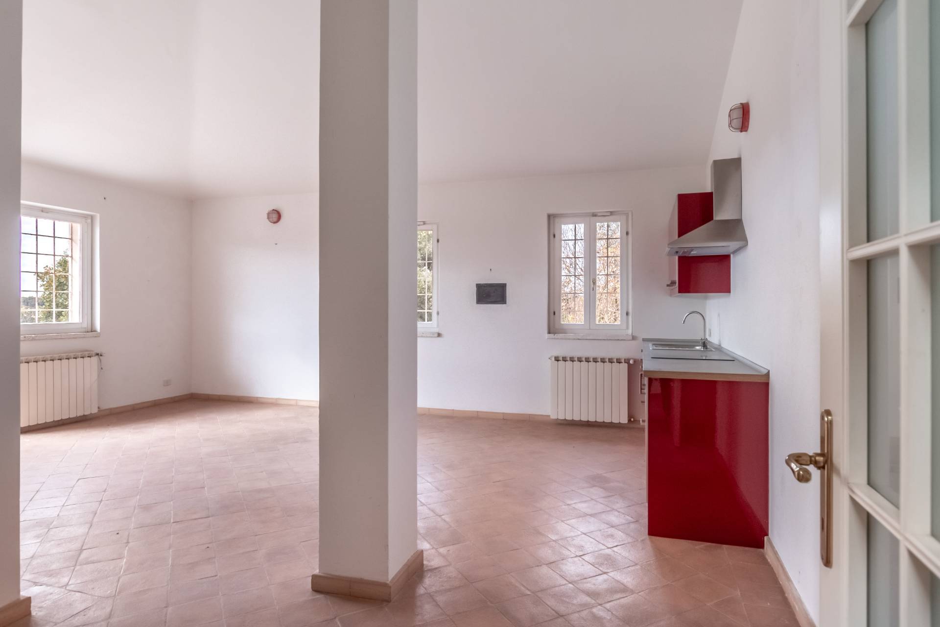 Fiumicino, Roma, 00054, IT, 10 Bedrooms Bedrooms, ,8 BathroomsBathrooms,Residential,For Sale,1940363