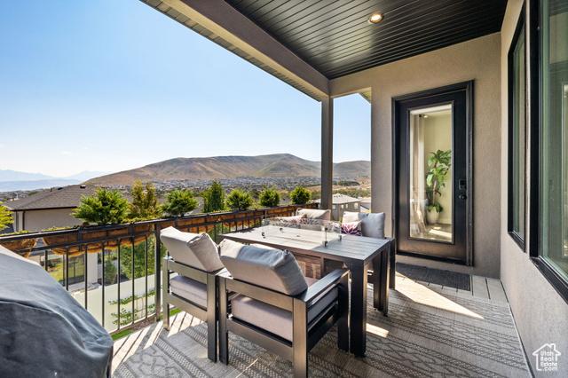 Herriman, Utah, 84096, United States, 3 Bedrooms Bedrooms, ,3 BathroomsBathrooms,Residential,For Sale,1984450