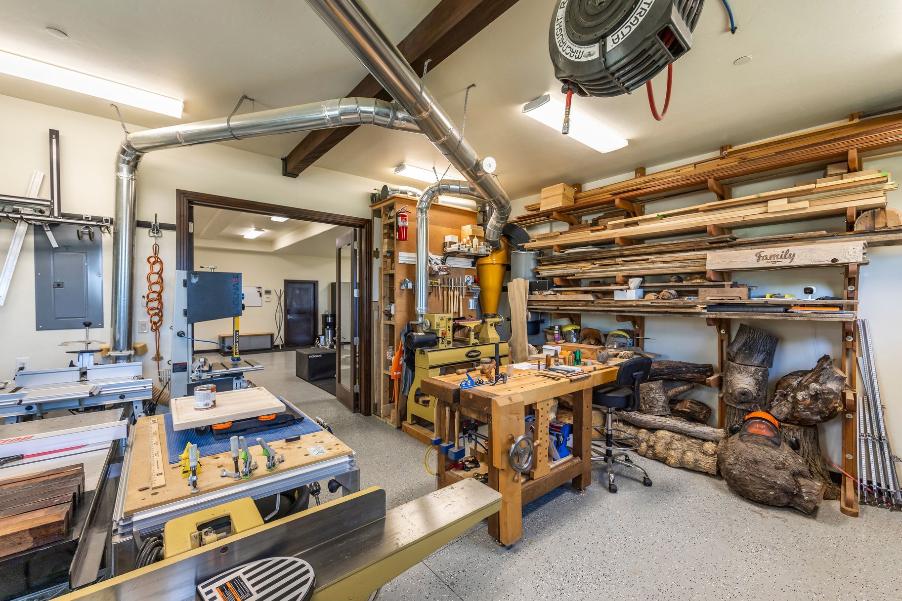  Ski Deer Valley  Jack Nicklaus Golf  Park 10 Cars & Craftsman Workshop - 物件實景