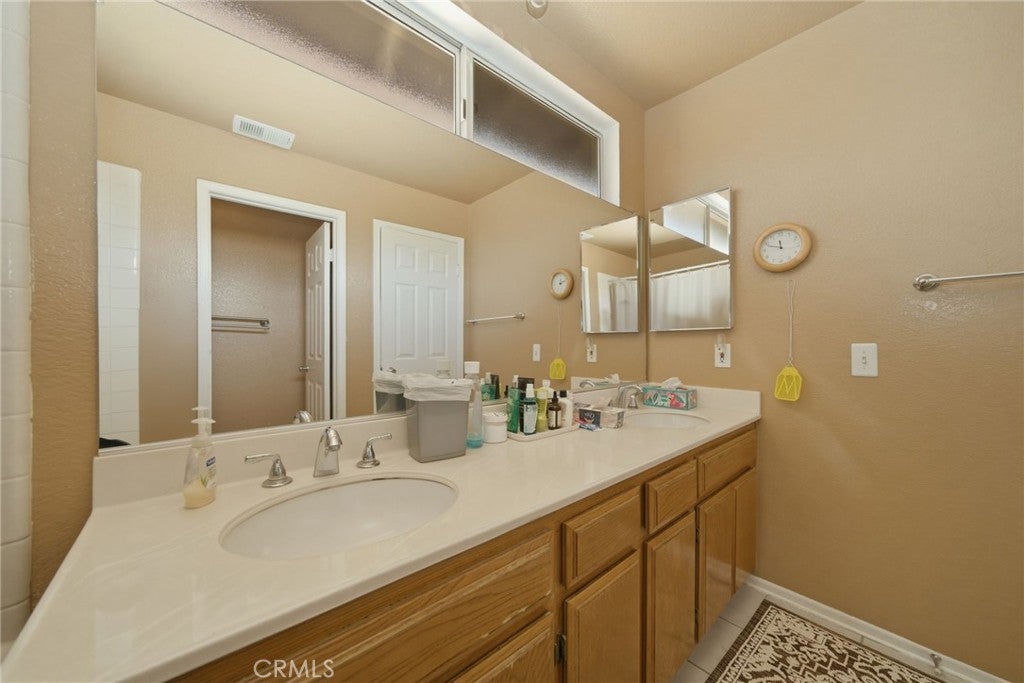 Moreno Valley, California, 92557, United States, 3 Bedrooms Bedrooms, ,2 BathroomsBathrooms,Residential,For Sale,2040659