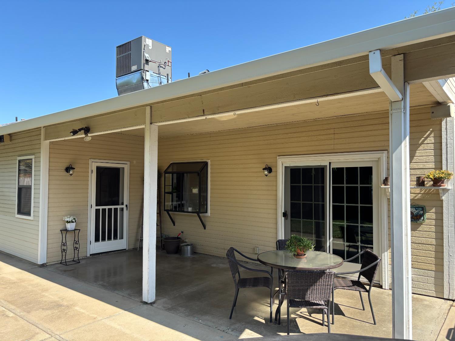 Lockeford, California, 95237-9662, United States, 3 Bedrooms Bedrooms, ,2 BathroomsBathrooms,Residential,For Sale,1891581