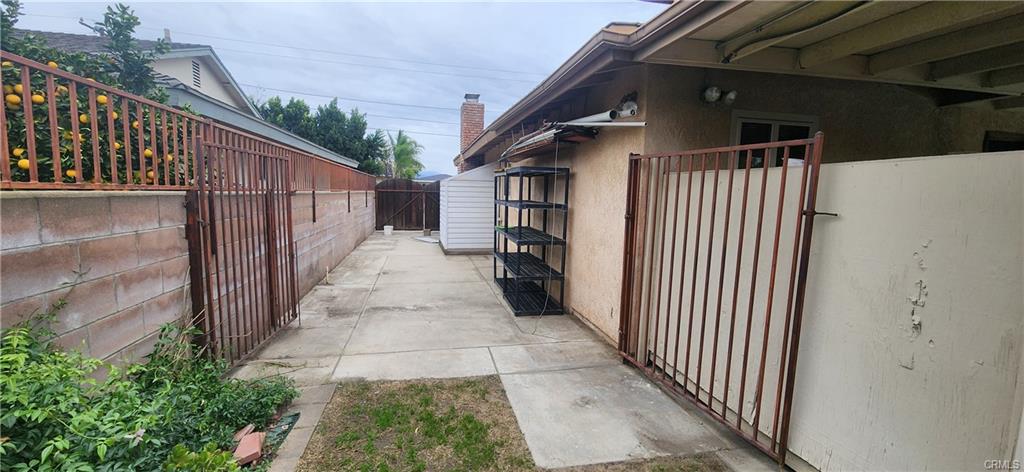 Bloomington, California, 92316, United States, 5 Bedrooms Bedrooms, ,2 BathroomsBathrooms,Residential,For Sale,2008810