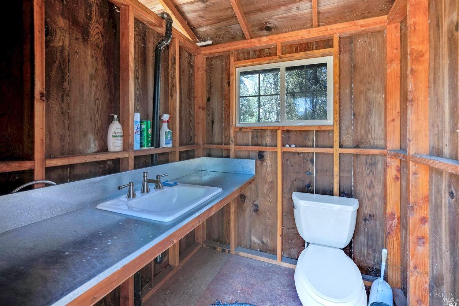 Middletown, California, 95461, United States, ,2 BathroomsBathrooms,Residential,For Sale,1897361